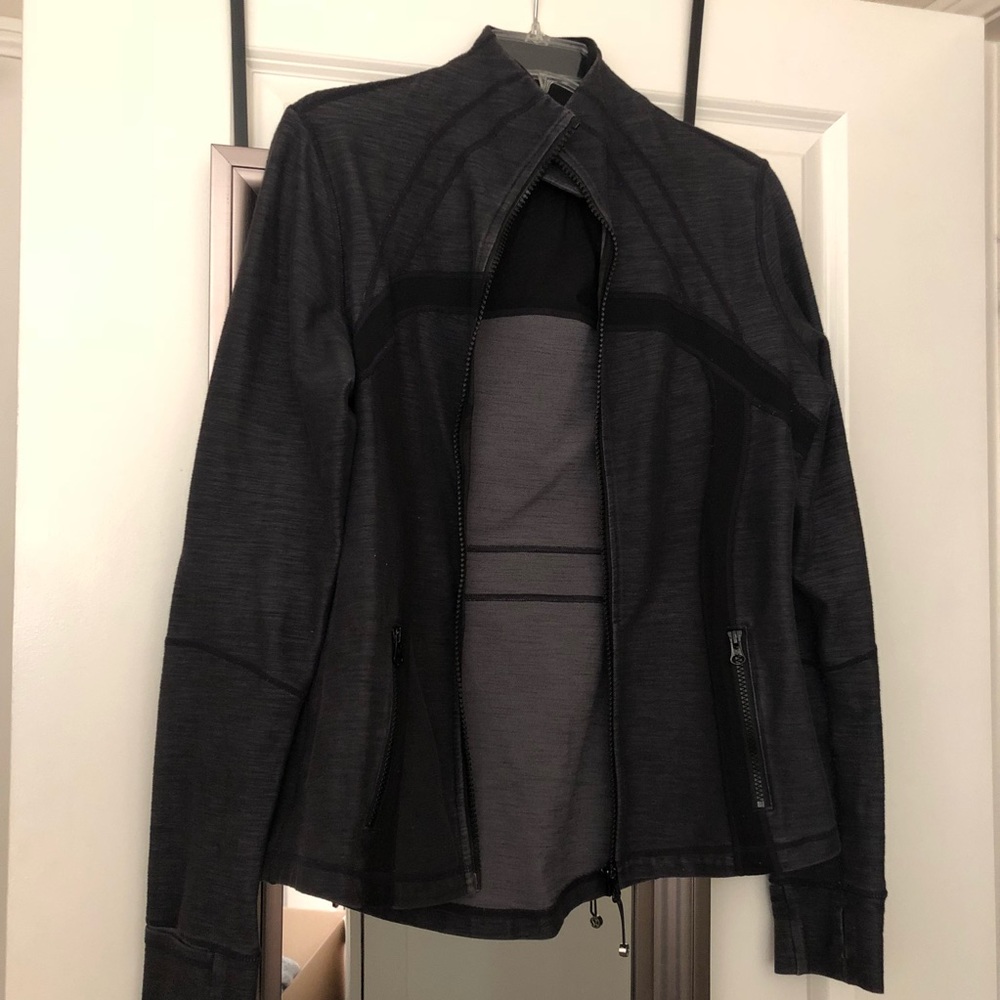 Dark Grey Lululemon Women’s Jacket - Size 12